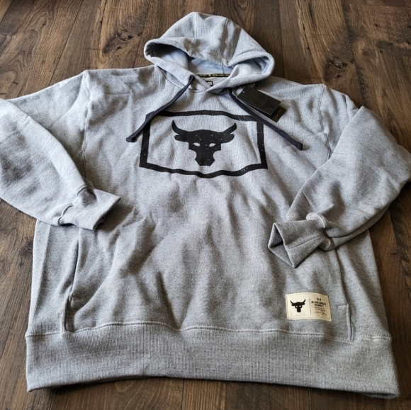 Project Rock Under Armour Thick Activewear Hoodie Sweater Warm Up - Picture 2 of 9